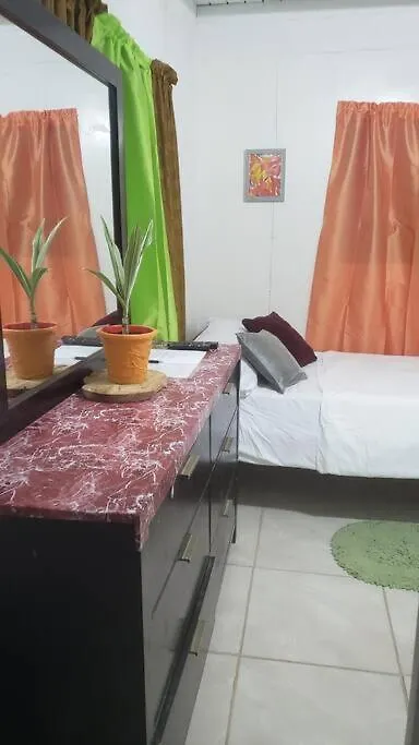 Cataliyah'S Cottage Basseterre Saint Kitts and Nevis